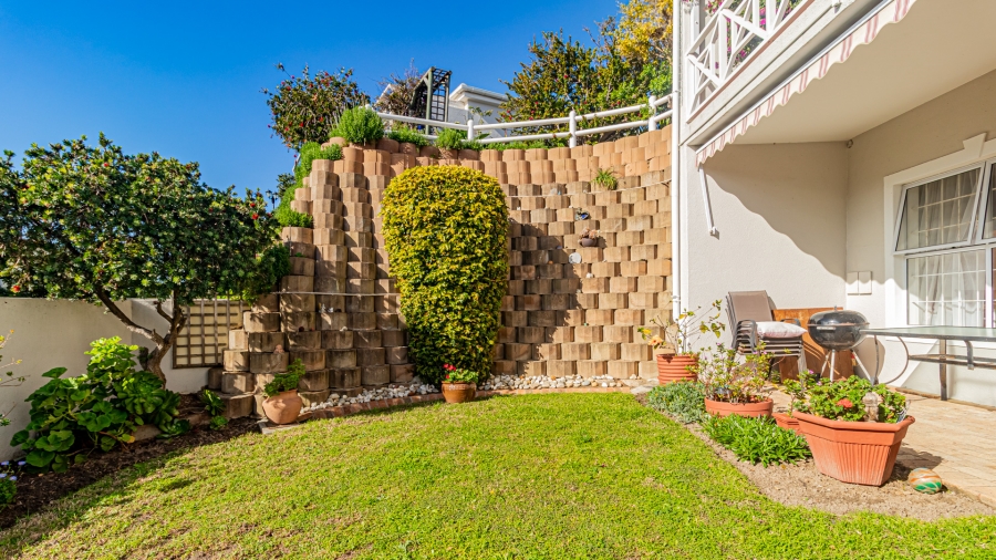 2 Bedroom Property for Sale in Fish Hoek Western Cape